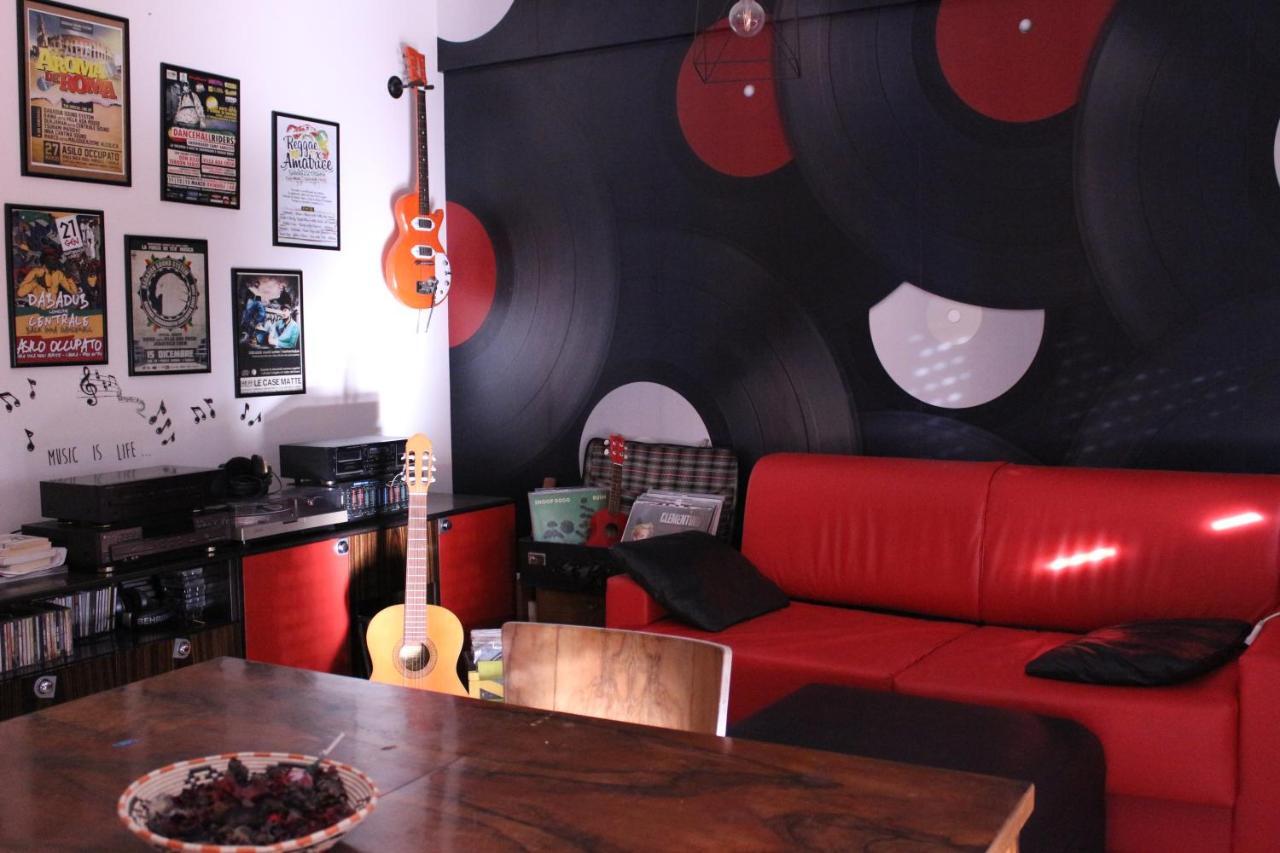 House Of Music Apartman LʼAquila Kültér fotó